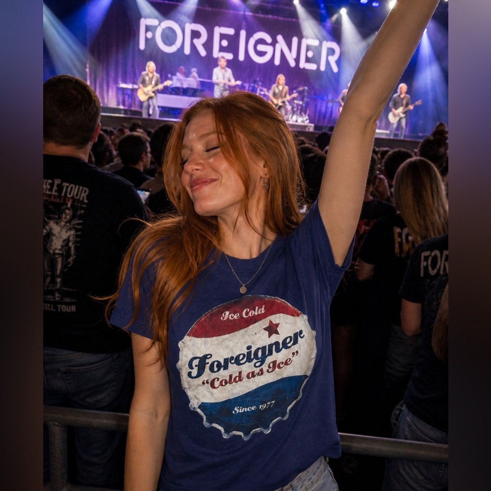 Blue Foreigner 4 Concert Graphic T-Shirt